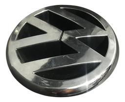 EMBLEMA PARACHOQUE DIANTEIRO VOYAGE 2012 5U0853601