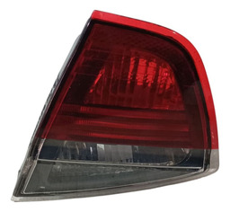Lanterna Tampa Traseira Direito Bmw 320i 07/10 276402 Direito/passageiro Vermelho