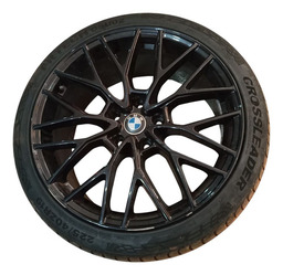 Jogo De Roda Com Pneu Meia Vida  Bmw 320i 12/18 C/ Detalhe Preto