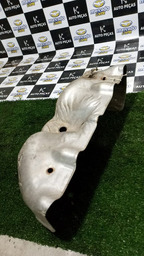 CAPA DEFLETOR DE CALOR DO MOTOR C4 PALLAS 2010