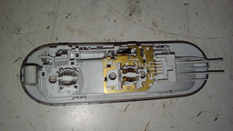 LUZ TETO RENAULT SANDERO 2014