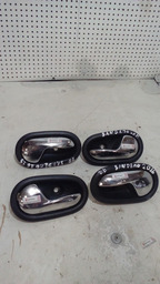 MAÇANETA INTERNA RENAULT SANDERO 2016 VALOR UNITÁRIO 