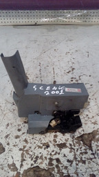 FECHADURA TRASEIRA DIREITA RENAULT SCENIC 2001