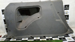 ACABAMENTO TRASEIRO ESQ DO PORTA-MALAS LATERAL PICASSO 2005