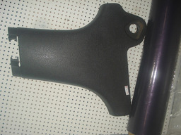 ACABAMENTO INFERIOR COLUNA DIREITA PEUGEOT 206 ORIGINAL