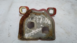 DOBRADIÇA PORTA DIANTEIRA DIREITA INFERIOR SANDERO 2010