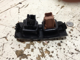 BOTÃO TRAVA PEUGEOT 207 2008