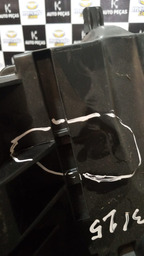 SUPORTE CAIXA DE FUSÍVEL AVARIADA CITROEN C3 2012 A 2015