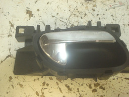 MAÇANETA INTERNA TRASEIRA DIREITA PEUGEOT 408 2013