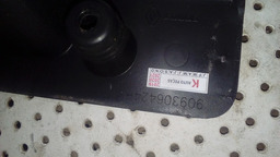 Acabamento Fechadura Capo Traseiro Renault Sandero 2016