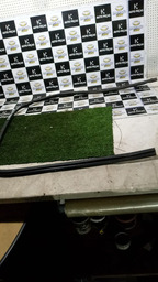 BORRACHA DA CALHA DE VIDRO DA PORTA T.D PICASSO 2005