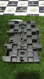 SUPORTE FIXAÇÃO INTERNA FRENTE DA PORTA D.D C4 PALLAS 2010