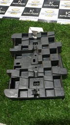 SUPORTE FIXAÇÃO INTERNA FRENTE DA PORTA D.D C4 PALLAS 2010