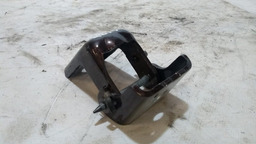 DOBRADIÇA INFERIOR PORTA TRASEIRA ESQUERDA  PEUGEOT 208 2014