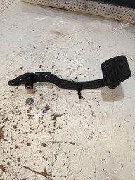 PEDAL EMBREAGEM PEUGEOT 207 2008