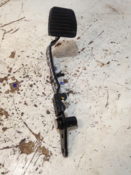 PEDAL EMBREAGEM PEUGEOT 207 2008