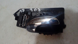 MAÇANETA INTERNA DIANTEIRA DIREITA PEUGEOT 307