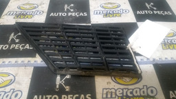 ACABAMENTO MOLDURA ENTRADA AR TRASEIRO ESQ PEUGEOT 205 1995
