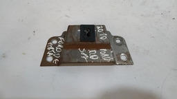 SUPORTE FORRO PORTA DIANTEIRO DIREITO RENAULT SANDERO 2010