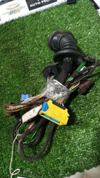 CHICOTE DA PORTA DIANTEIRA ESQUERDA C4 PALLAS 2010