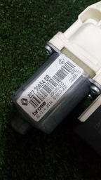 MOTOR MÁQUINA DE VIDRO TRASEIRO DIREITO RENAULT FLUENCE 2015