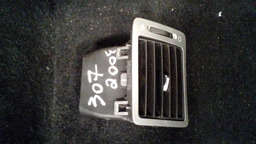 Difusor De Ar Dianteiro Esquerdo Peugeot 307