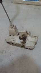 FECHADURA TRASEIRA ESQUERDA PEUGEOT 307