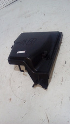 TAMPA CAIXA FUSIVEL RENAULT SANDERO 2014