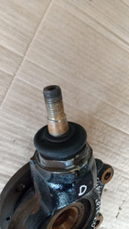 MONTANTE DE RODA LADO DIREITO C4 PICASSO 2012 2.0