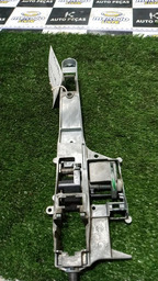 SUPORTE DA FECHADURA INTERNA DIANTEIRA ESQ C4 PALLAS 2010