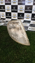 Lanterna Partner Pisca Seta Lado Direito 2003 - Avariada