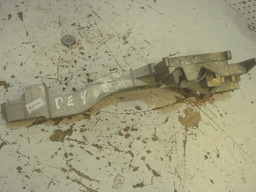 Suporte Maçaneta Dianteira Esquerda Externa Peugeot 408 2013