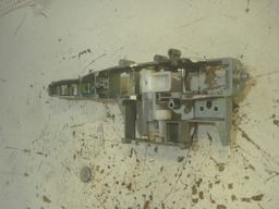 SUPORTE MAÇANETA DIANTEIRA ESQUERDA EXTERNA PEUGEOT 408 2013