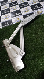 Suporte Tampa Traseira C4 Pallas Lado Esquerdo