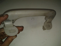 ALÇA PUXADOR TETO RENAULT MEGANE 06 A 12 COM  DETALHE