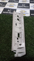 ACABAMENTO SUPORTE LATERAL QUEBRA-SOL LADO ESQ C4 PICASSO