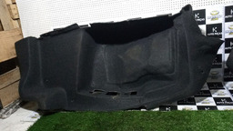 ACABAMENTO CARPETE LADO ESQ DO PORTA-MALAS C4 PALLAS 2010