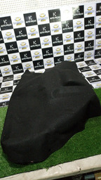 FORRAÇÃO LATERAL DO PORTA MALA TRASEIRA ESQUERDA KWID 2018