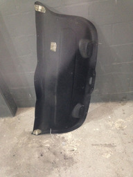 CARPE TAMPA TRASEIRO CITROEN PICASSO 2003 AVARIADO