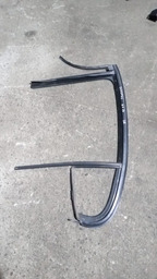 BORRACHA ACABAMENTO VIDRO DA CALHA DA PORTA T.E FLUENCE 2015