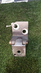 DOBRADIÇA DA PORTA DIANTEIRA DIREITA SARA PICASSO 2004