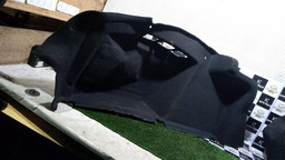 ACABAMENTO CARPETE LADO ESQ DO PORTA-MALAS C4 PALLAS 2010