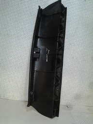 SOLEIRA DO PORTA MALAS RENAULT MEGANE SEDAN 06 A 12