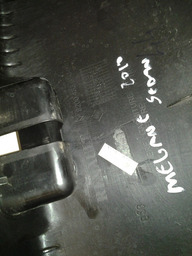 SOLEIRA DO PORTA MALAS RENAULT MEGANE SEDAN 06 A 12