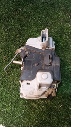 FECHADURA X SARA PICASSO 2005 DIANTEIRA DIREITA