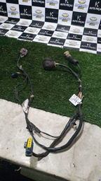 Chicote Da Porta Dianteira Esquerdo Citroen Picasso 2005