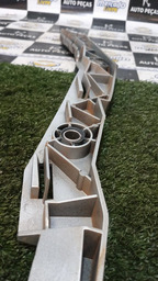 GUIA SUPORTE PARA LAMA LADO ESQUERDO C4 PICASSO 2012