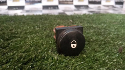 Botão De Trava Das Portas Que Xsara Picasso 2005