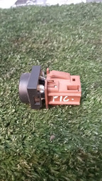 BOTÃO DE TRAVA DAS PORTAS QUE XSARA PICASSO 2005