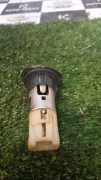 TOMADA 12 VOLTS DO PORTA-MALA XSARA PICASSO 2005